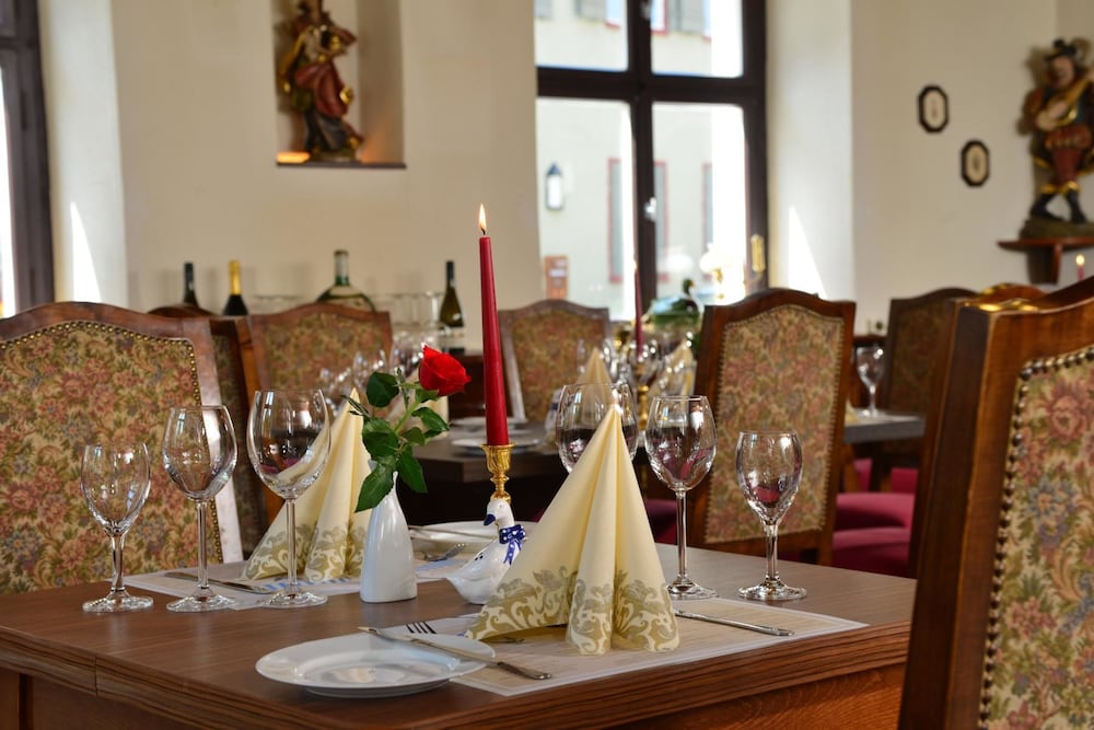 Romantica Hotel Blauer Hecht 35/57