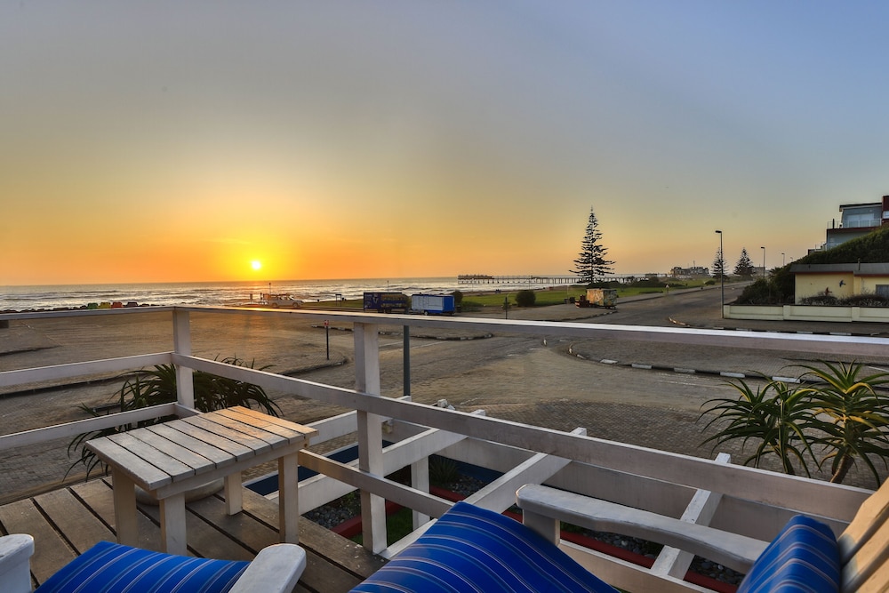 Swakopmund Sands Hotel & Cottage 40/50