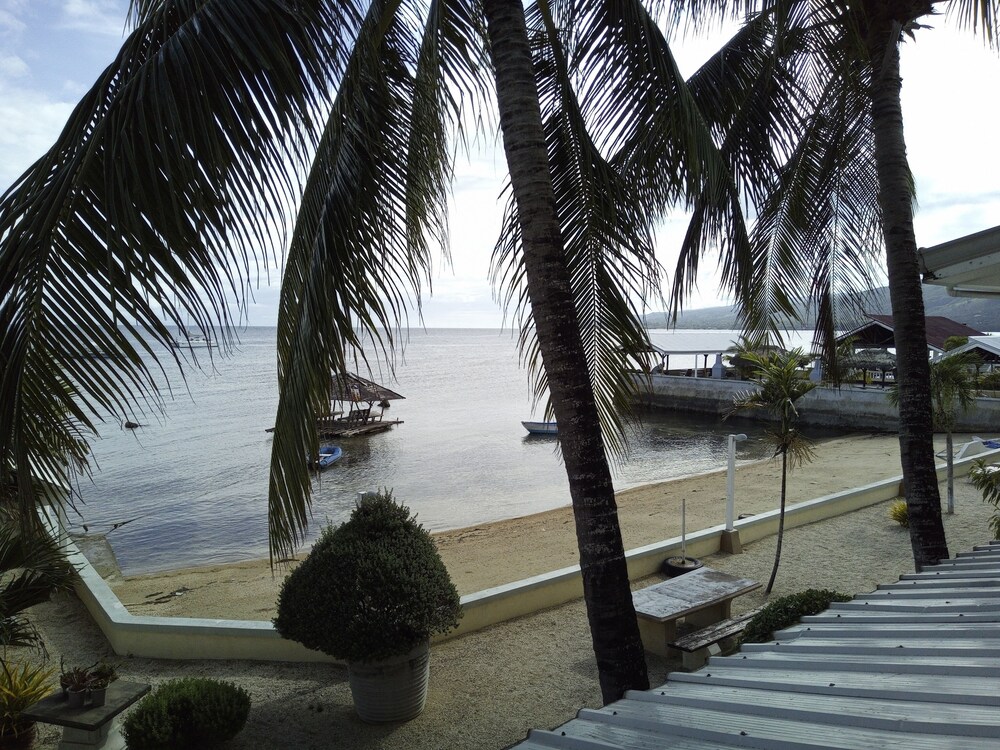 Ocean Bay Beach Resort 37/50