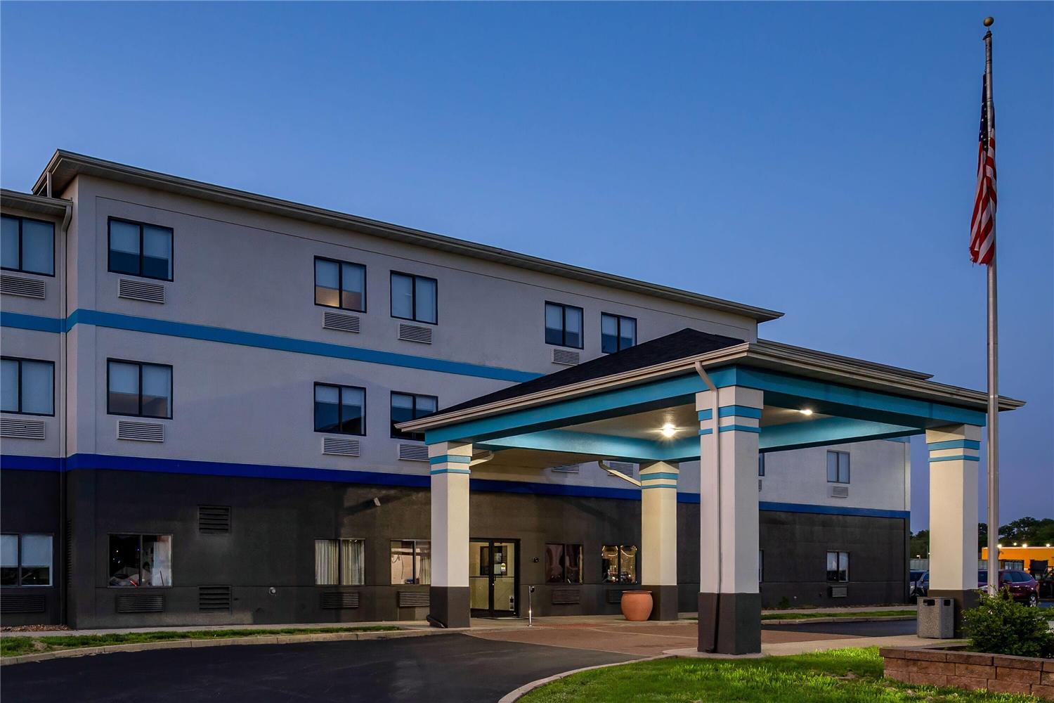 Days Inn by Wyndham Collinsville/St. Louis 1/11