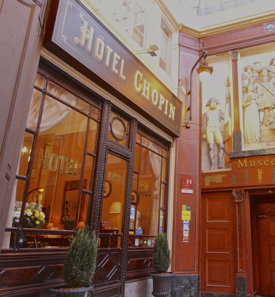 Hôtel Chopin 9/65