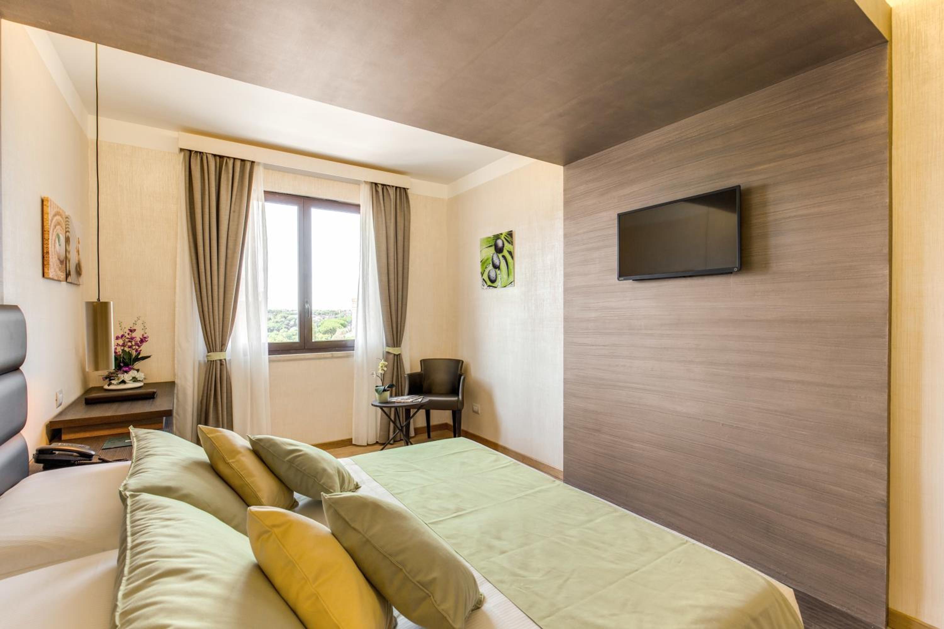 غرفة كلاسيكية بسرير كوين، Warmthotel 6/10