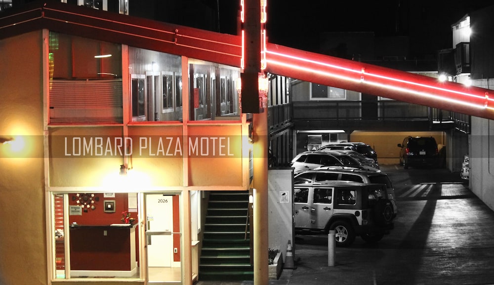 Lombard Plaza Motel 4/64