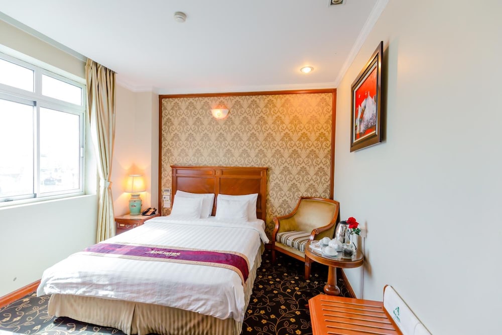 A25 Phan Dinh Phung Hotel 23/60