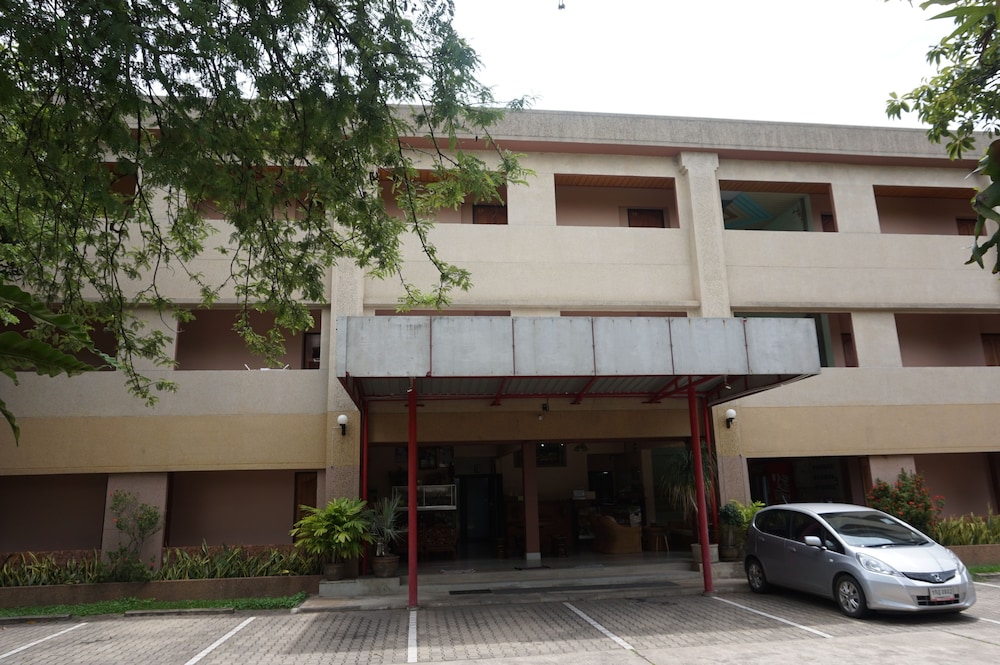 Srisomthai Hotel 44/66