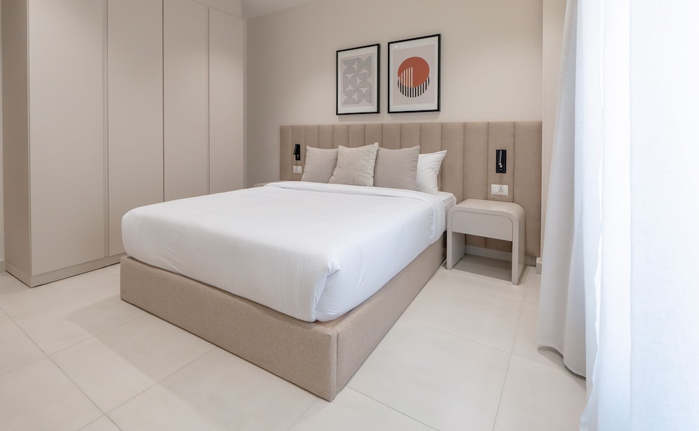 Prime Residence Zayed Heights 16/50