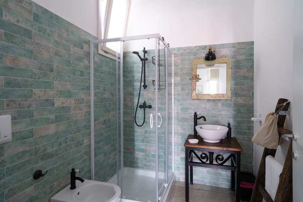 Li Perrini Boutique B&B 46/50