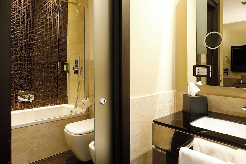 Rome Life Hotel 56/58
