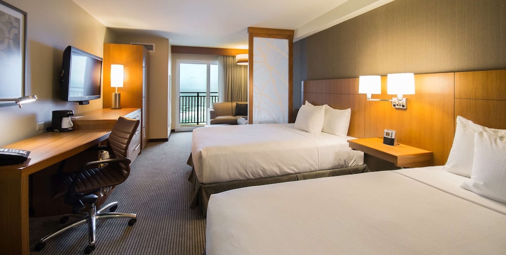 Hyatt Place Daytona Beach Oceanfront 10/65