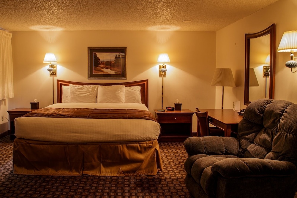 Richland Inn Suites 20/37