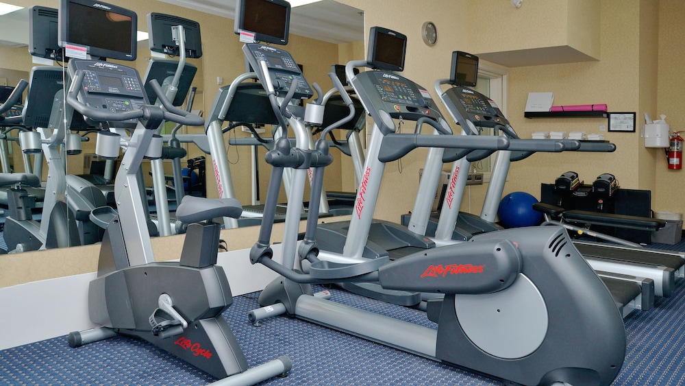 Holiday Inn Express Hotel Suites Hinton 33/57