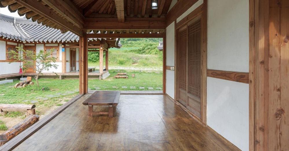Gyeongju Hanok Pen Town Pension 48/52