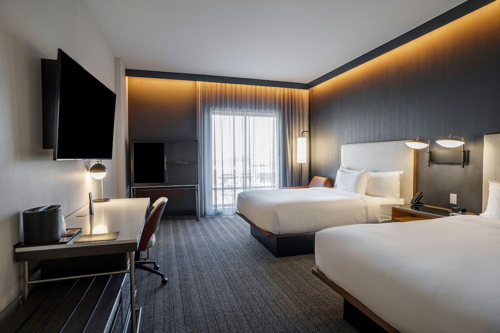 Courtyard by Marriott Madison 13/49
