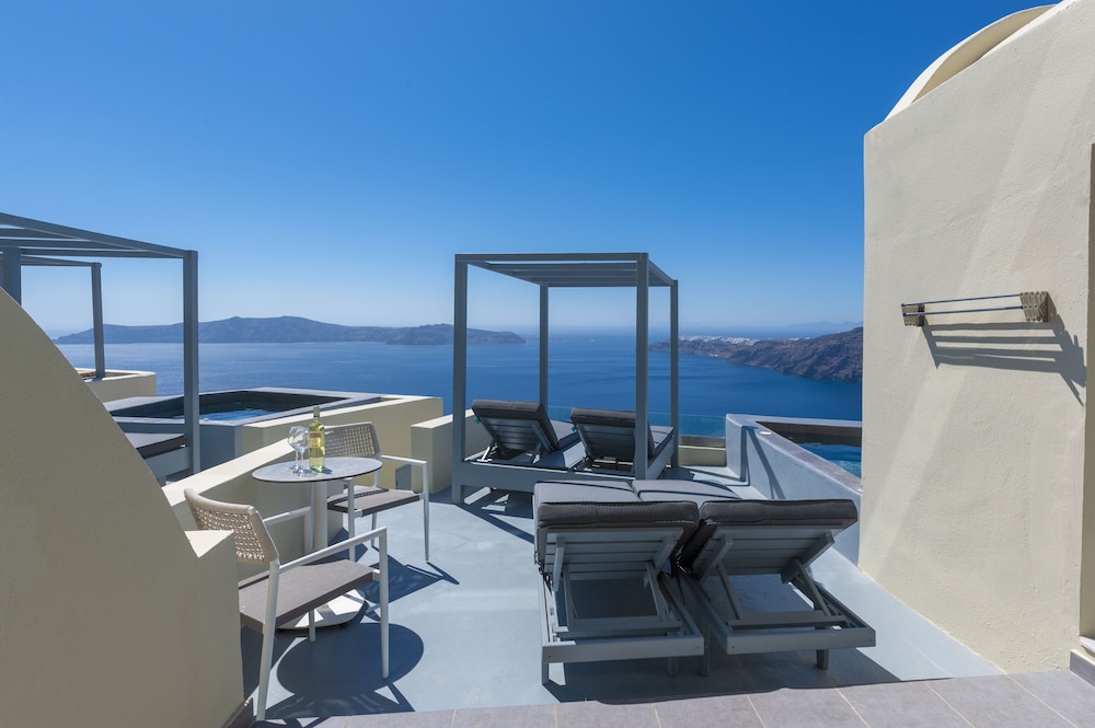Gizis Cliffside Suites 45/50