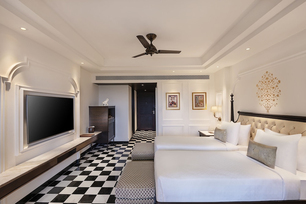 Aurika Udaipur - Luxury by Lemon Tree Hotels 13/50