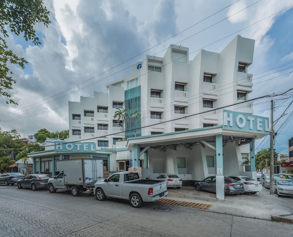 Hotel Plaza Kokai Cancun 55/65