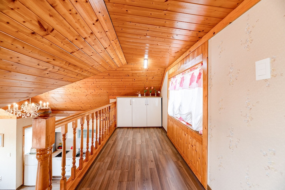Ganghwa Western Beach Pension 27/50