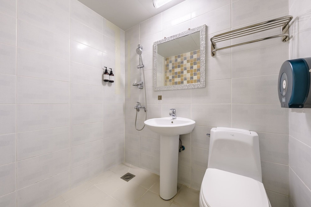 Jeju Cordelia S Hotel 49/50
