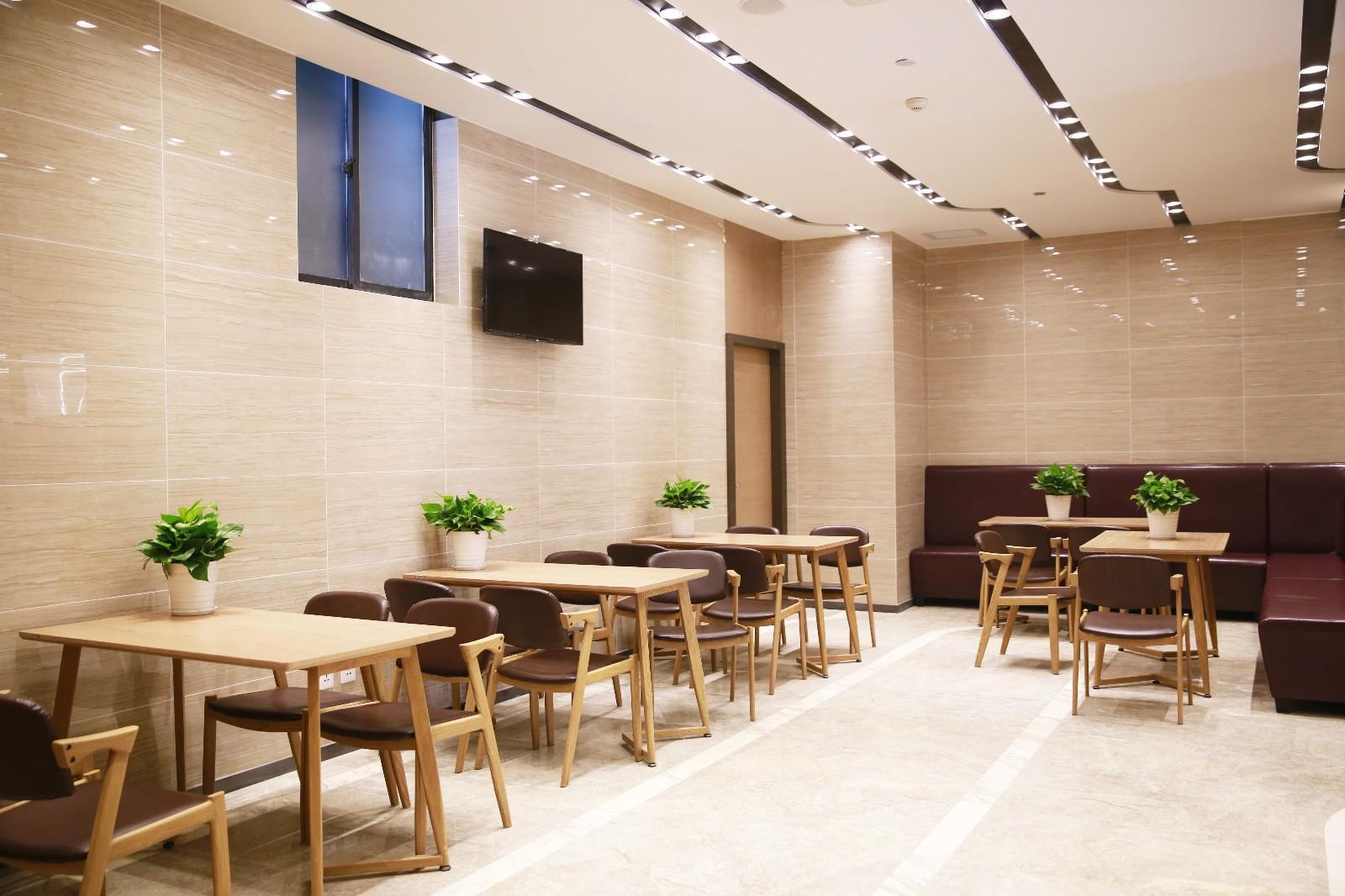 Lavande Hotel (Xi'an Fengcheng 1st Road, City Library Metro Station) 38/52