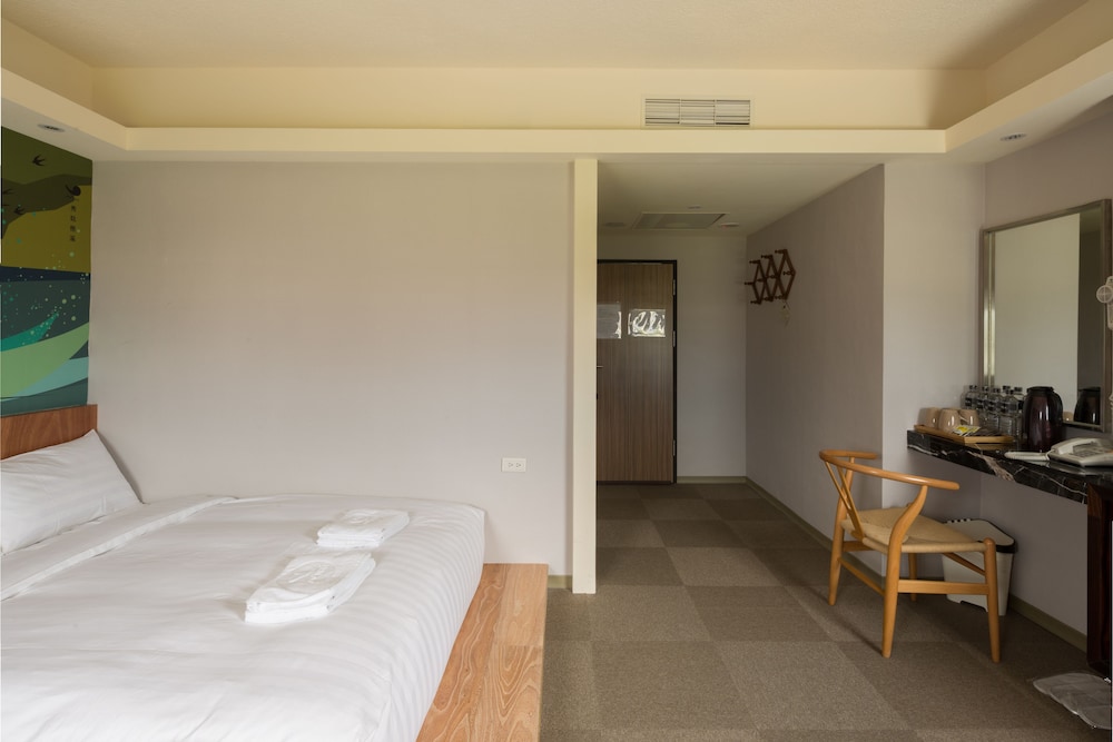 Meci Hotel 12/66