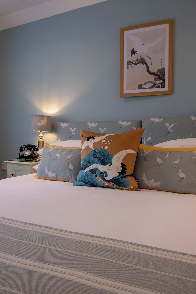 The Stable Courtyard Bedrooms At Leeds Castle 16/44