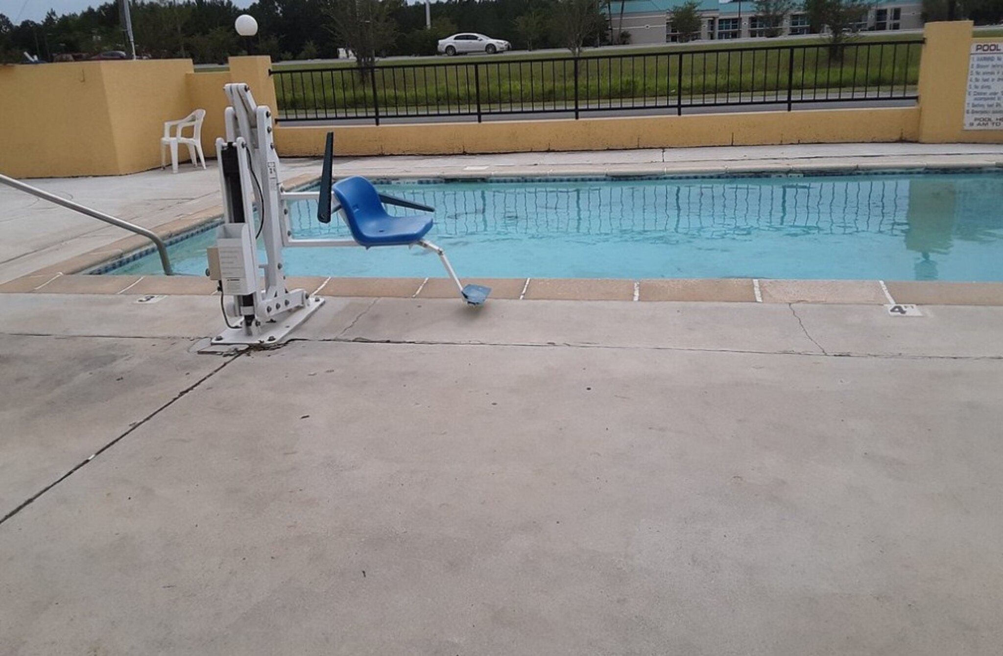 Days Inn by Wyndham Moss Point Pascagoula 7/12