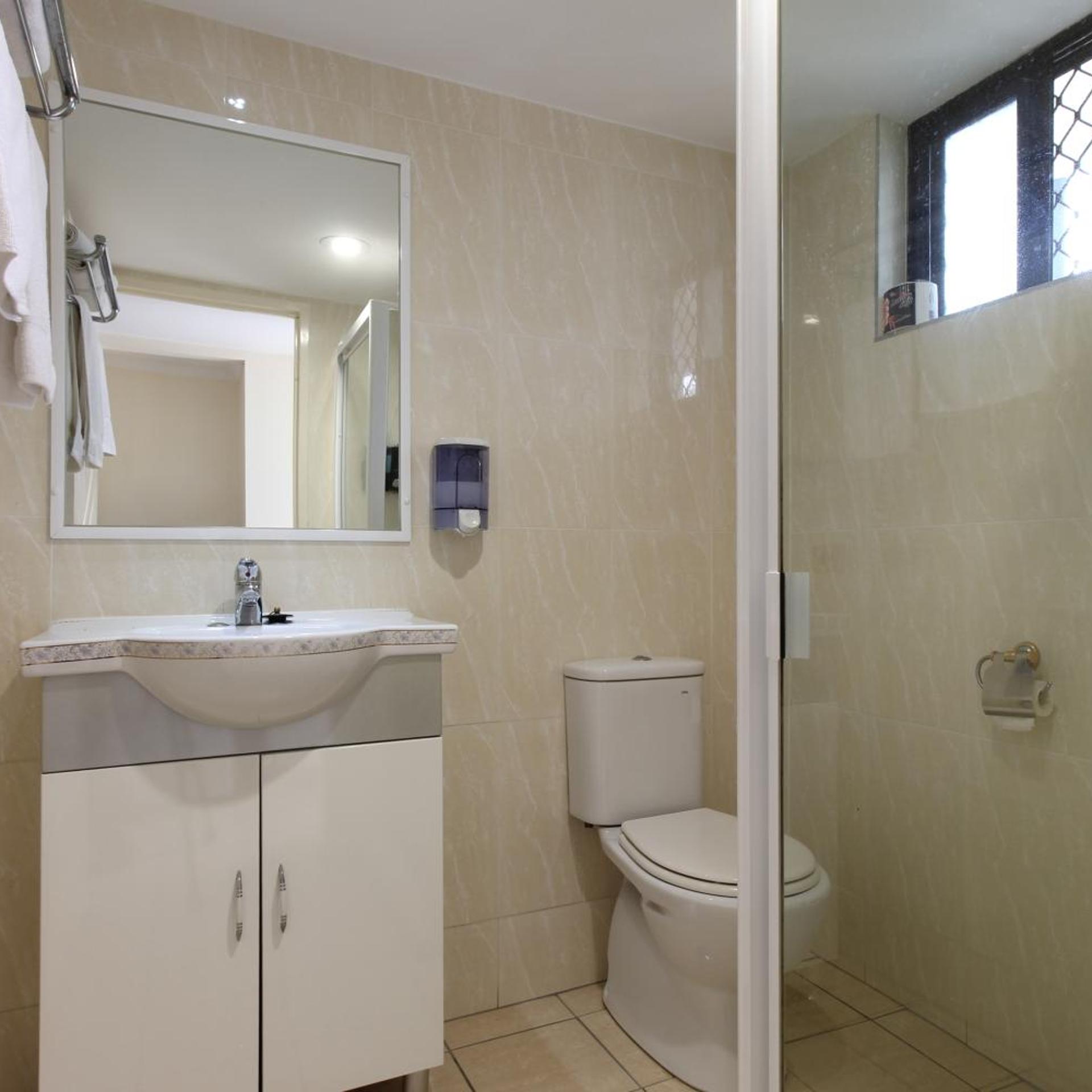 Novena Palms Motel 19/20