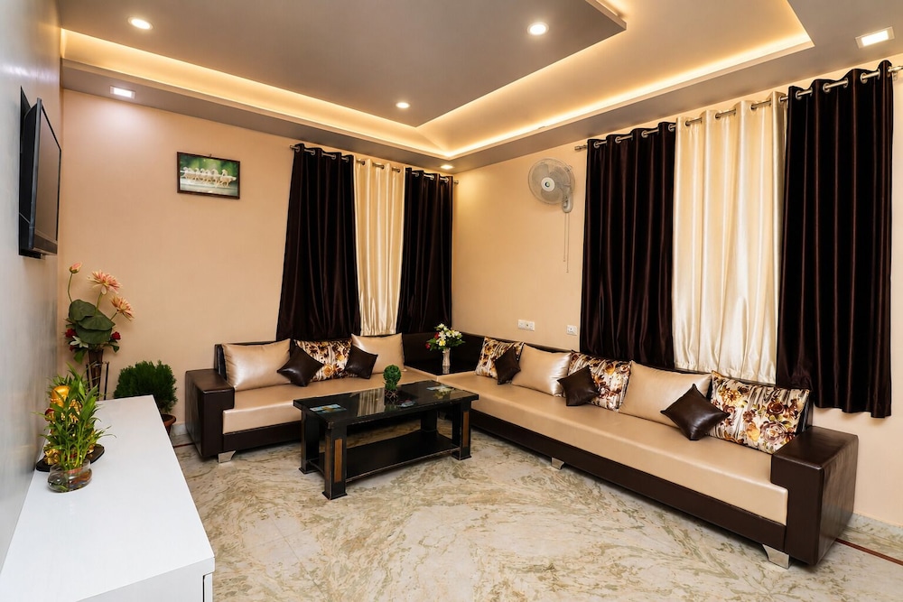 AARADHYA RESIDENCY 36/50