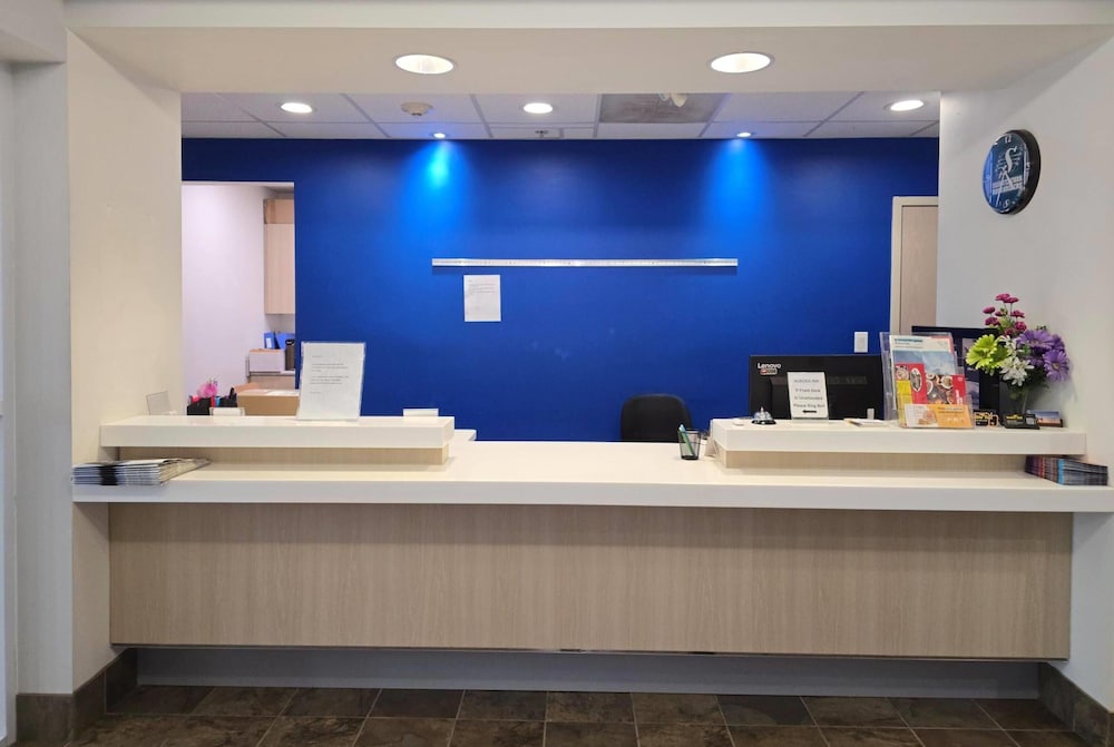 Super 8 by Wyndham Estevan 9/47