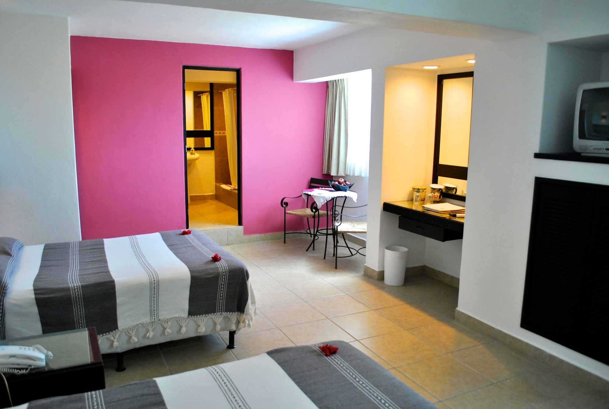 Room, 2 Double Beds, Jungle View