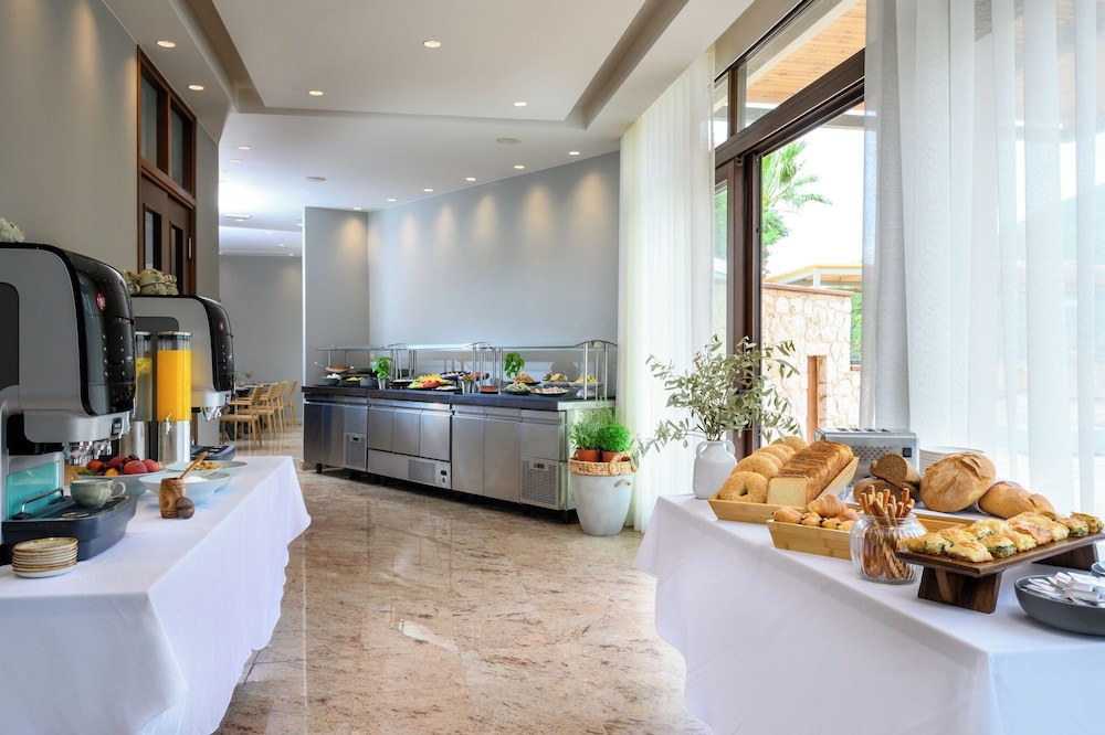 Elisso Hotel 29/50