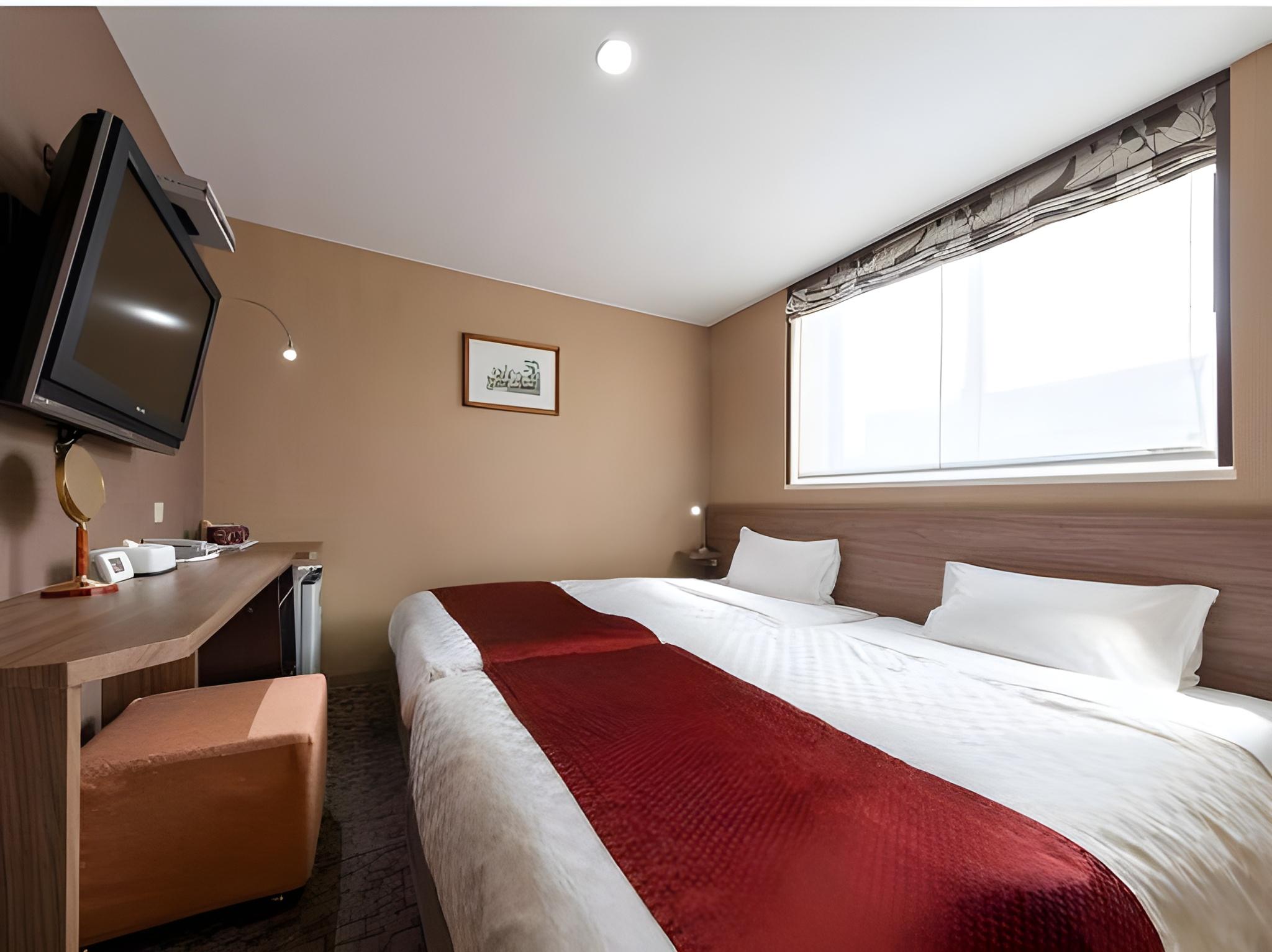 Hollywood, Twin Beds