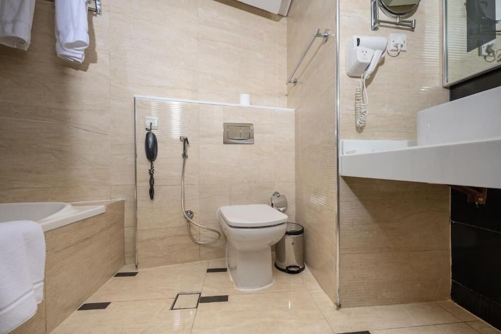 Pearl Swiss Hotel 15/15