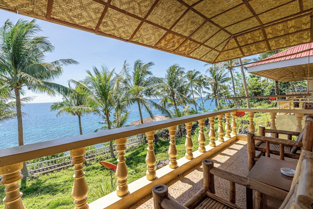 Blue Star Dive And Resort 36/50