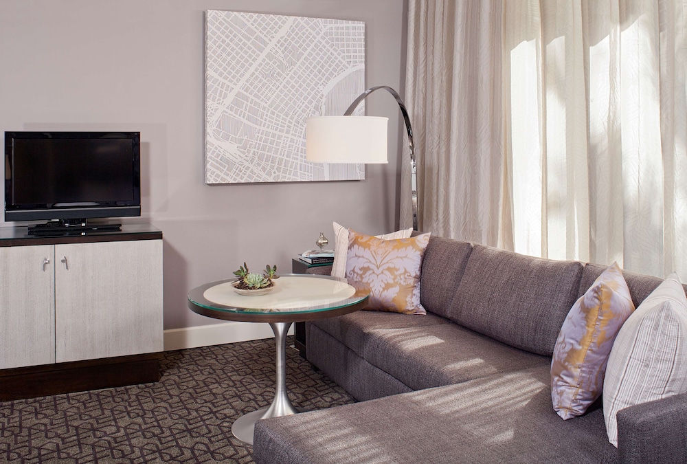 Hyatt Centric French Quarter New Orleans 43/77
