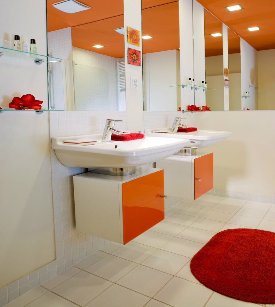 Mamaison Residence Sulekova Bratislava 35/50