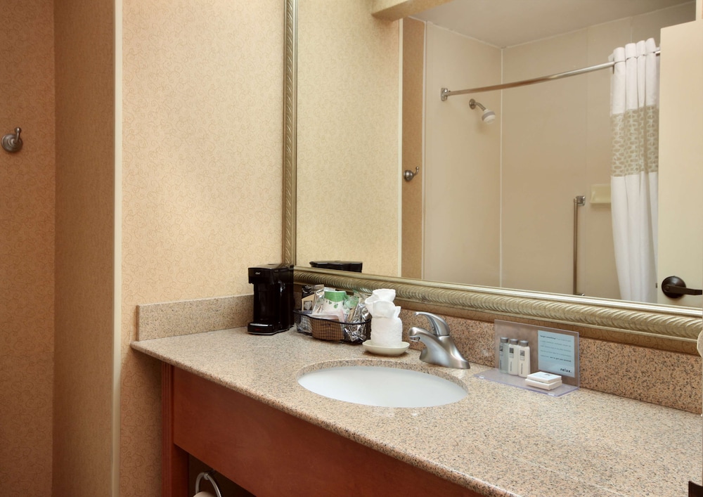 Hampton Inn Memphis-Walnut Grove/Baptist Hospital East 11/41