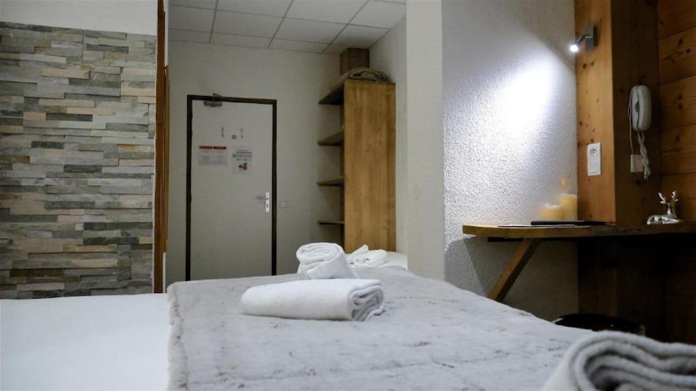 Les Campanules Hotel 31/74