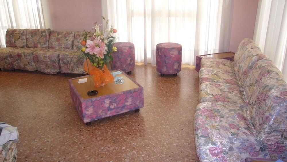 Hotel Caravelle and Minicaravelle 20/37