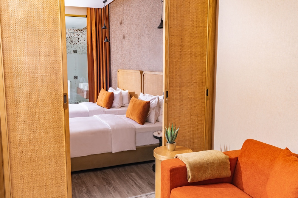 The House Hotel AL Khiran 9/33