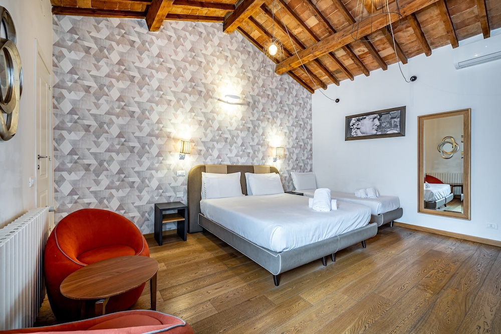 1 BEDROOM, PREMIUM, APARTMENT, KITCHENETTE