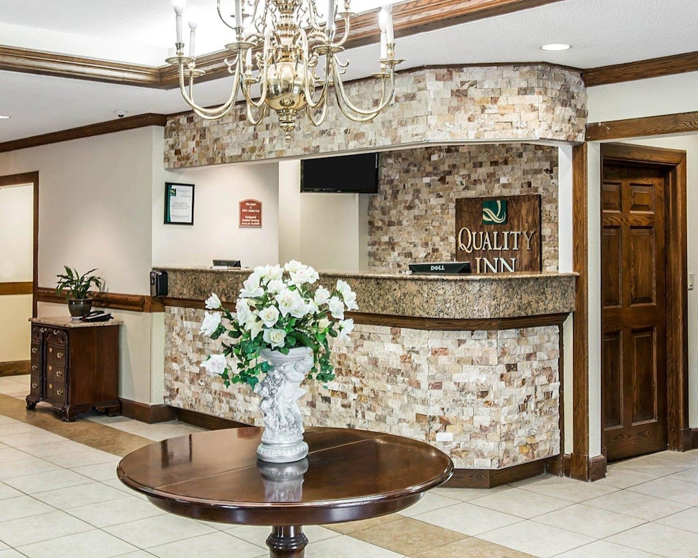 Quality Inn Southfield - Detroit 5/39