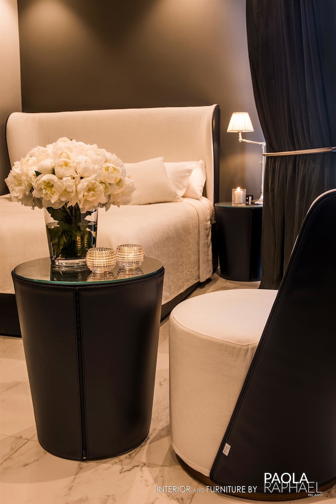Lobby at Royal Tulip Achrafieh, BEIRUT
