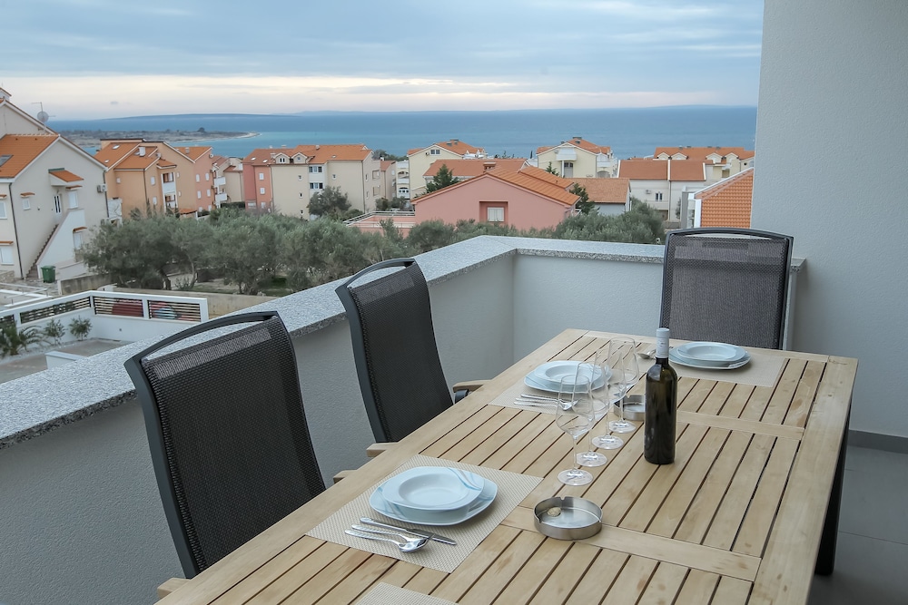 Apartments Tomana 44/50