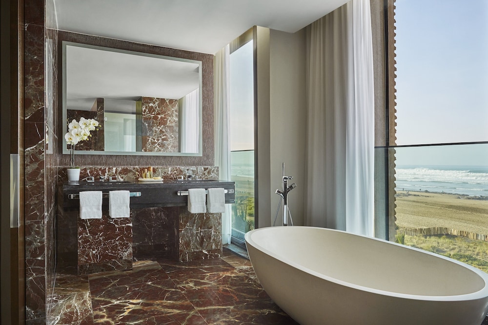 Four Seasons Hotel Casablanca 19/86