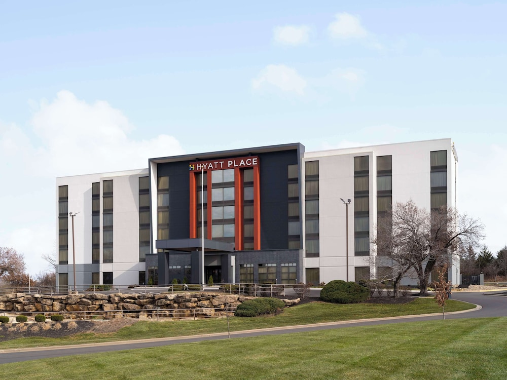Hyatt Place Kansas City/Overland Park/Metcalf 8/64