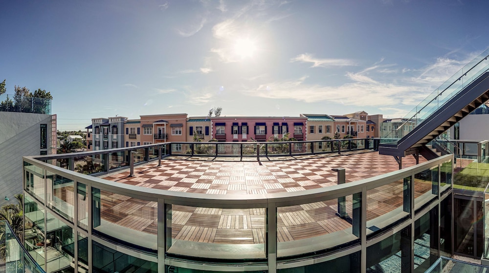 The Ray Hotel Delray Beach, Curio Collection by Hilton 14/62