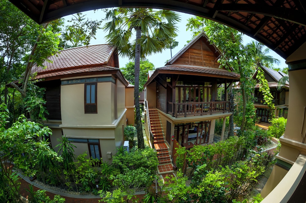 Rabbit Resort 48/50