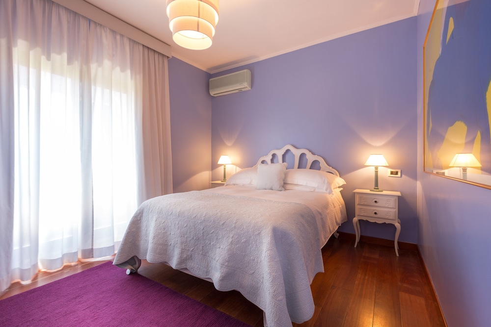 Fenix Hotel 25/69