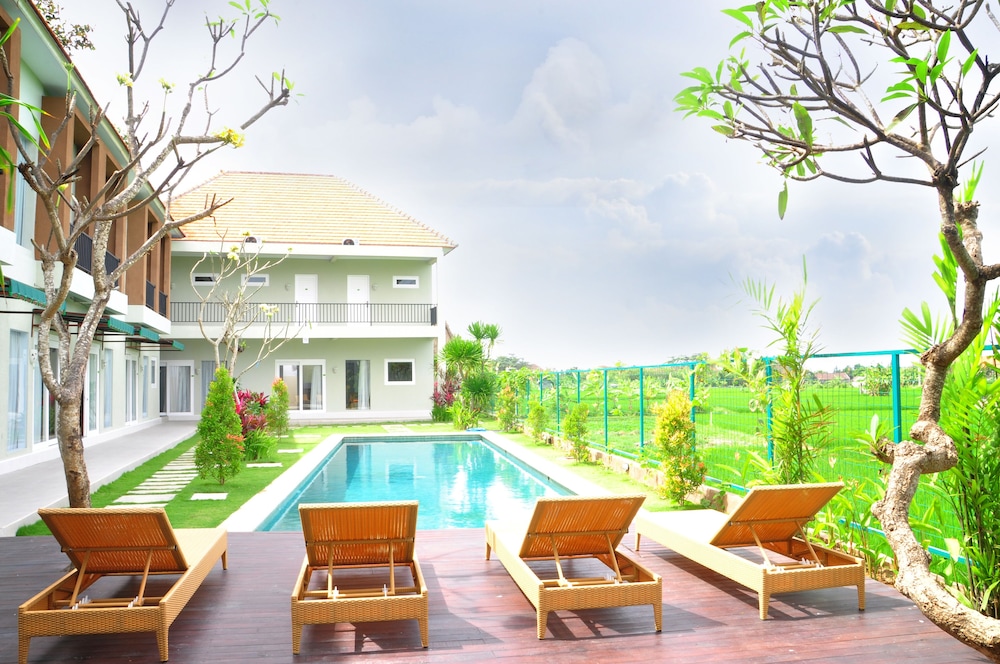 Villa Tangtu Beach Inn 15/17